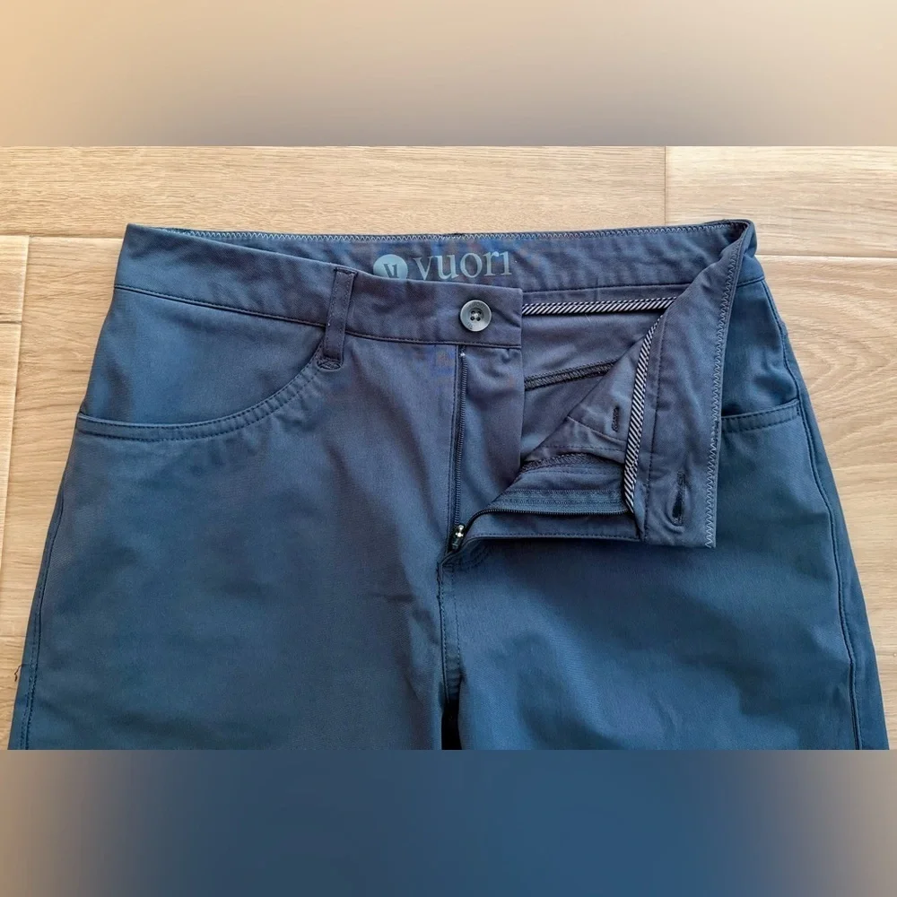 Vuori Meta Athletic Slim Pants in Charcoal Size 28